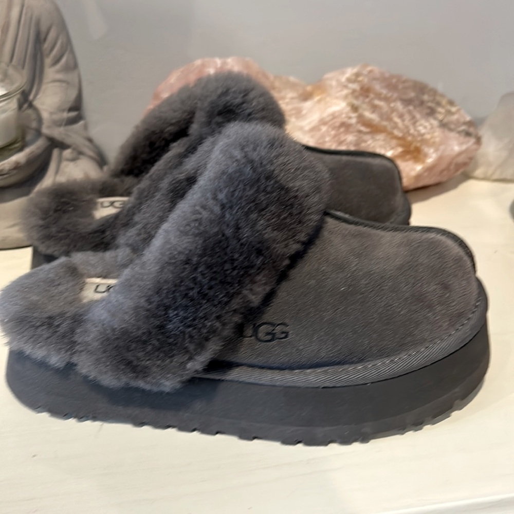 Platform Ugg Slippers